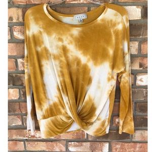 Gaze Knot Front Top    Medium